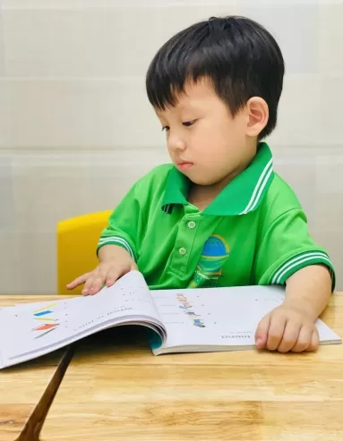 Trần Nhật Hoàng