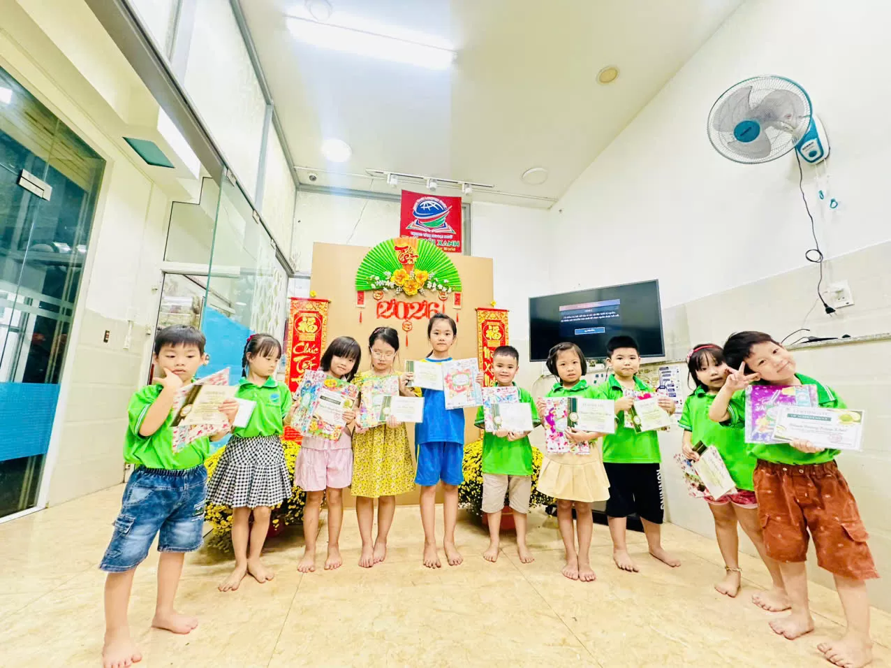 Tiếng anh Thiếu Nhi